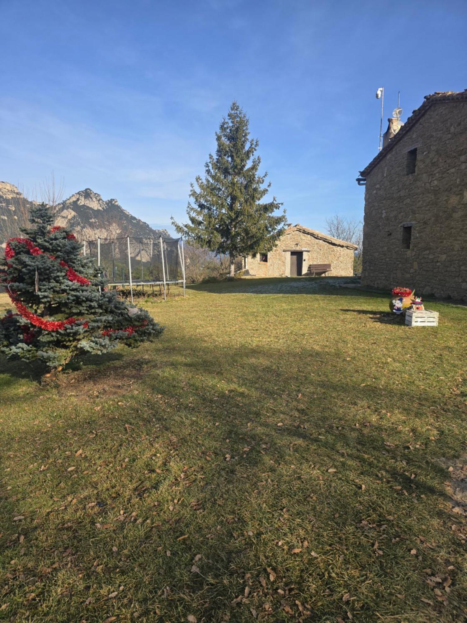 Complex Rural Can Caubet Berga Exterior photo